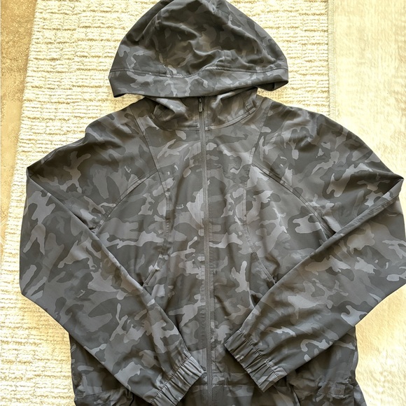 Lululemon Pack It Up Jacket - Picture 1 of 4